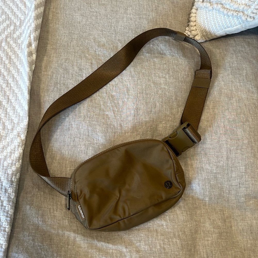 Lululemon belt bag brown